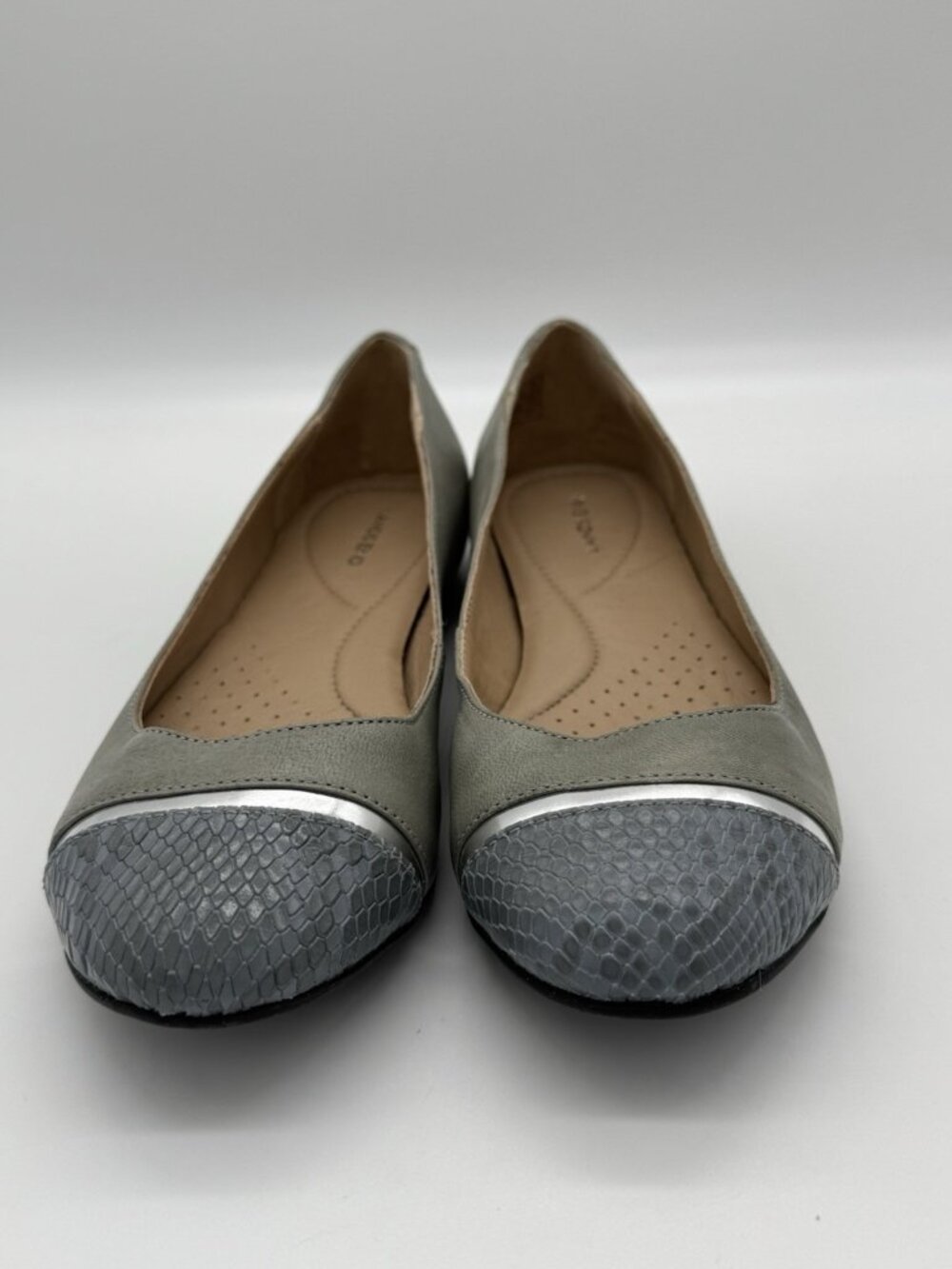Lands End Women's Captoe Flats Gray Size 9B Business Casual Office Comfort New - Picture 3 of 8